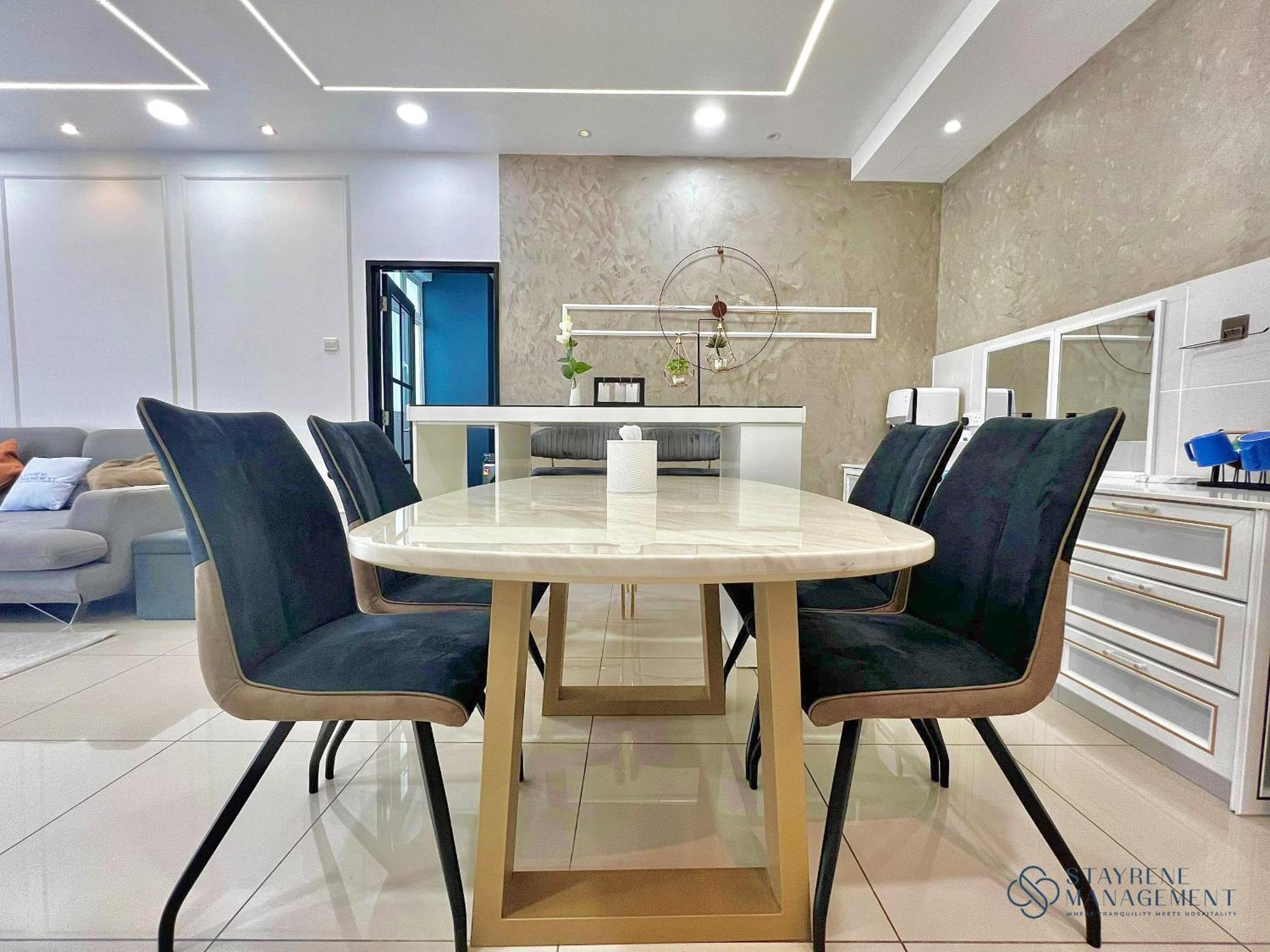 Novo 8 - Jonker Street By Stayrene *